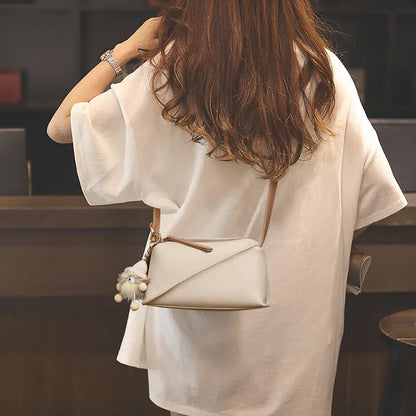 Aidrani New leather fashionable and versatile crossbody bag with high-end feel and light luxury.This year's popular underarm bag