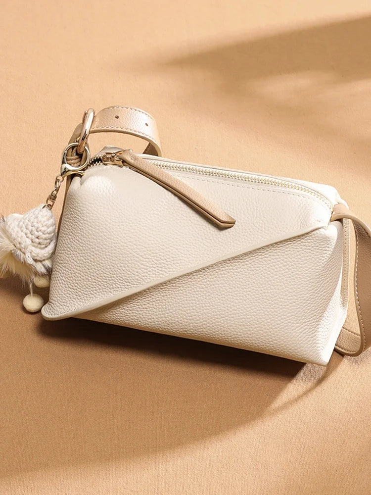 Aidrani New leather fashionable and versatile crossbody bag with high-end feel and light luxury.This year's popular underarm bag