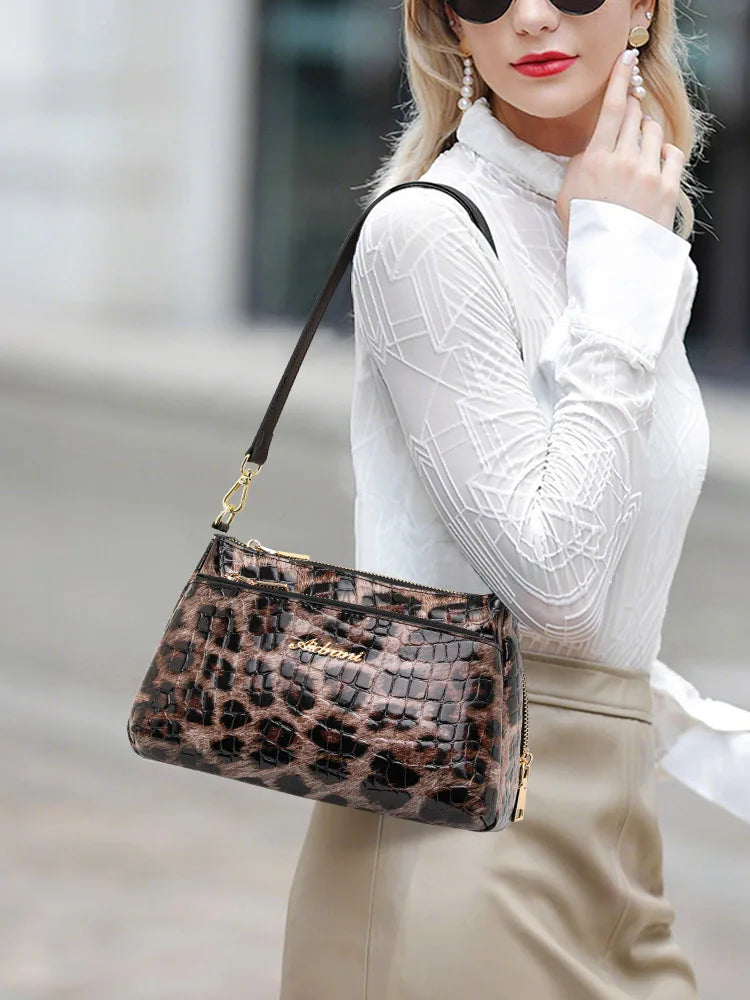 Aidrani New spring and summer women's messenger bag with leopard print, fashionable leather handbag for women