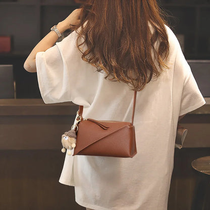 Aidrani New leather fashionable and versatile crossbody bag with high-end feel and light luxury.This year's popular underarm bag